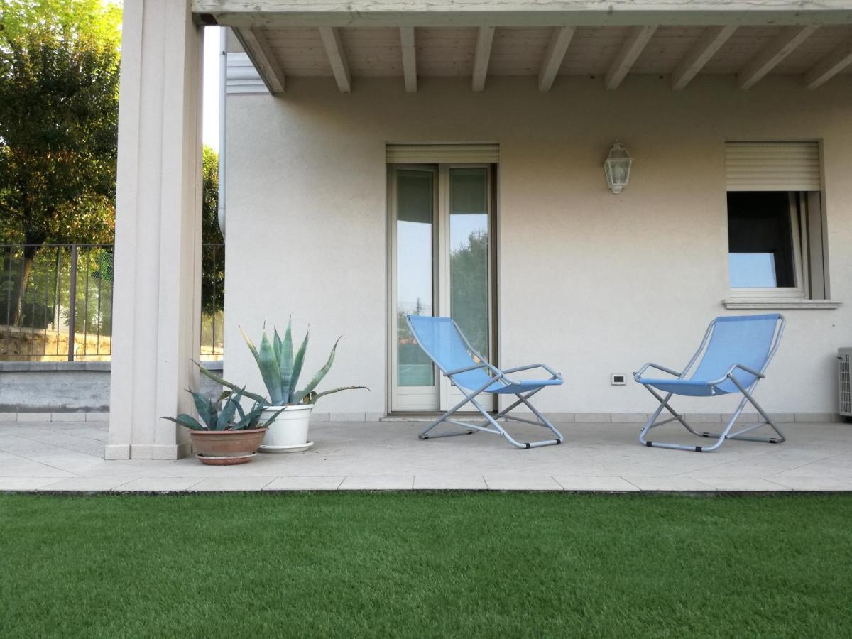 La Casa Di Cele Apartment Desenzano del Garda Ngoại thất bức ảnh